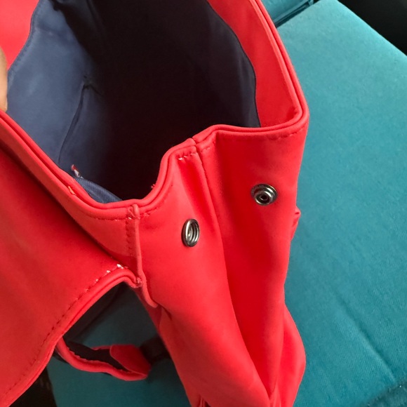 Hunter Bold Red Backpack - Picture 15 of 15